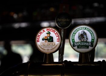 Discover the Top 10 Craft Beer Culture Trends Shaping the Industry